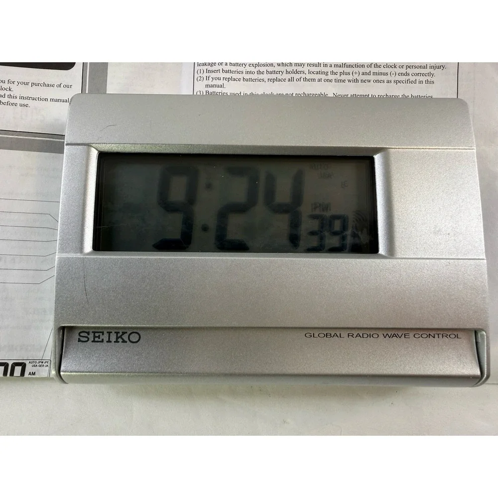 VTG Seiko Digital Travel Alarm Clock Model QHL004S With Snooze & Light Silver